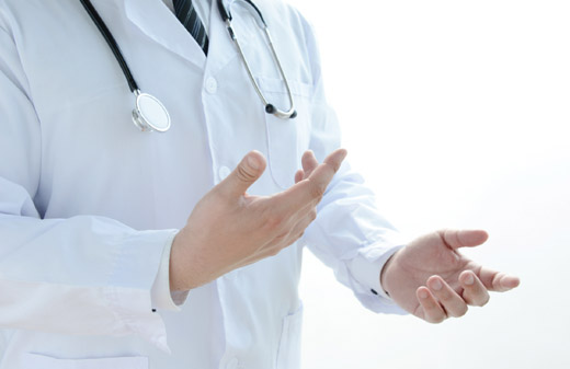 説明する医師イメージ